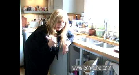 Comedienne Helen Lederer invites me into her home to check out her eco credentials and find out how she can improve her lifestyle

part 2