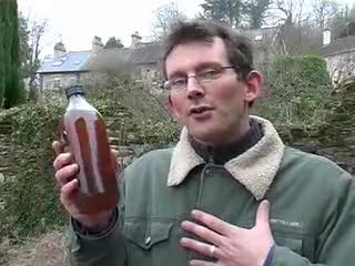 Founder of the Transition Network spreading throughout the world Rob Hopkins talks about Transition Town Totnes and moving towards a post-peak oil society His book The Transition Handbook gives an account of the founding of Transition Town Totnes and